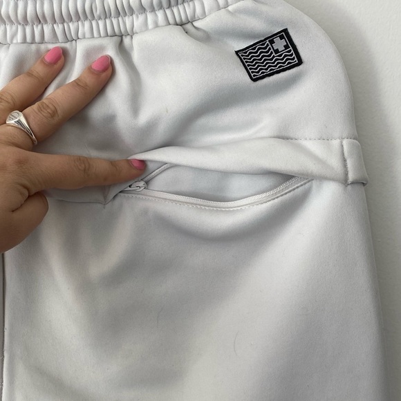 Classic 2013 PInk Dolphin 🐬 Sweatpants - Picture 3 of 3